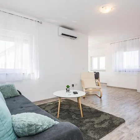 Apartamento Krpan Vir